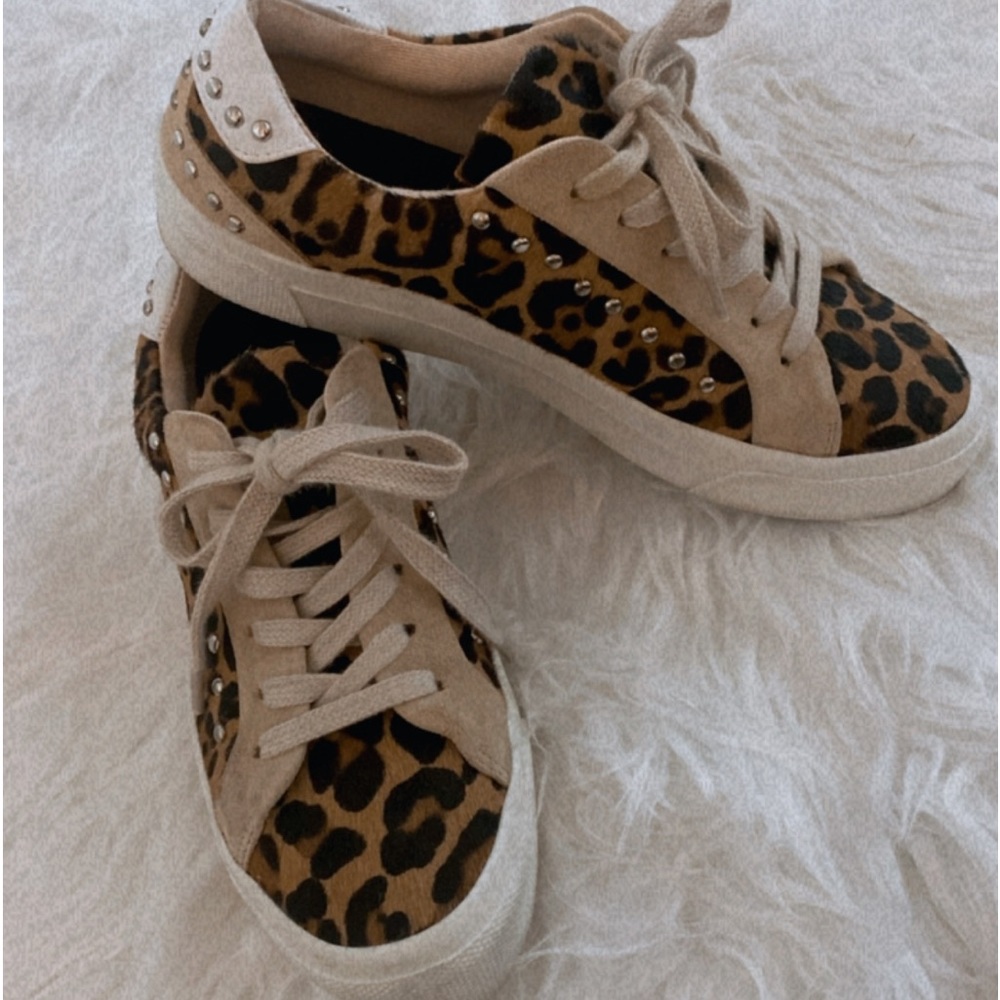 ANIMAL PRINT ATHLETIC LEATHER LEOPARD.. SIZE US 7.5